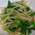 aisherry's cooksnap of when they made 菜の花ともやしのめんつゆ和え.