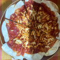 ☆yopipi's cooksnap of when they made わずか10分！餃子の皮で魔法の簡単ピザ.