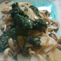 ひなっちち's cooksnap of when they made 味付け簡単♬長芋としめじのマヨポン炒め.