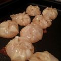 DJN's cooksnap of when they made 餃子の皮deふっくらジューシー焼き小龍包.