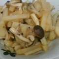 すぅきち's cooksnap of when they made じゃが芋ときのこのバター醤油炒め.