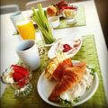 サリンちょ's cooksnap of when they made 塩麹の鶏ハム　バジルソース添え.