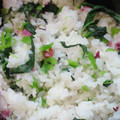 かぴーな's cooksnap of when they made 桜とほうれん草のおにぎり.