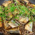あむろ385's cooksnap of when they made ピリ辛揚げ焼き秋刀魚♪ご飯が止まらない～.