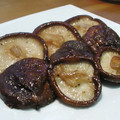 たよたひママ's cooksnap of when they made 簡単おつまみ☆椎茸のガーリックＰ焼き.