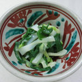 あっこ姉's cooksnap of when they made イカとわけぎと春菊のからし酢みそ和え.