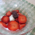 dorafan's cooksnap of when they made 美容にも☆　いちごとあんこのヨーグルト.