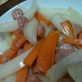 そめはる's cooksnap of when they made たまねぎとウインナー炒め.