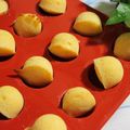 yukanosuke's cooksnap of when they made ♪薔薇のシリコン型でプチマドレーヌ♪.