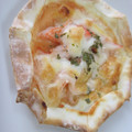 こずっぺ's cooksnap of when they made 簡単！残った餃子の皮を救済！トマトピザ.
