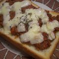てーぶるすぷーん's cooksnap of when they made ☆余ったミートソースでチーズトースト☆.