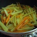 ひろカ's cooksnap of when they made じゃがいもとにんじんのコンソメ炒め.