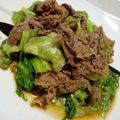 おうさ's cooksnap of when they made アレンジいろいろ　牛肉とレタスの炒め物.
