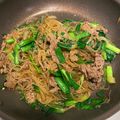 tomonono's cooksnap of when they made 牛肉とニラと春雨☆オイスターソース炒め♪.