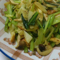 satooka's cooksnap of when they made ご飯がススム！小松菜とちくわのカレー炒め.