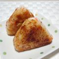 うまうま・らぶ's cooksnap of when they made 香ばしい◎鮭の味噌バター焼きおにぎり.
