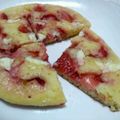 みやろこ's cooksnap of when they made 簡単おやつ★苺ホワイトチョコホットケーキ.