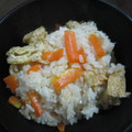 さとみりん's cooksnap of when they made 油揚げと昆布がイイ仕事してる✿人参ご飯✿.