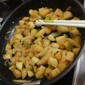 ラフロイグ蒸留所's cooksnap of when they made ＊じゃがいもと玉ねぎのシンプル炒め＊.
