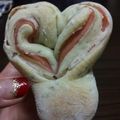 シブチェ's cooksnap of when they made ハートが可愛い♡お食事パン.