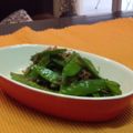 ＊runmama＊'s cooksnap of when they made 簡単♪カツオバックで○サヤエンドウ○炒め.