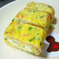 nicoriiin's cooksnap of when they made うちの定番☆彩カニカマ卵焼き.