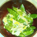 shioppe's cooksnap of when they made きぬさやの卵とじ.