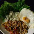OujiKuni's cooksnap of when they made 簡単材料モンスーンカフェのガパオ炒めご飯.