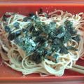 ＊chiezou＊'s cooksnap of when they made ルクエで☆なめたけタラコパスタ.