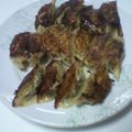 よろず屋本舗レタ店's cooksnap of when they made アイヌネギ（行者にんにく）の焼き餃子.