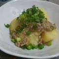 まんまるかえる's cooksnap of when they made 新じゃがと豚そぼろの生姜あん.