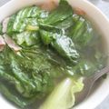 まるうめ's cooksnap of when they made ベーコンとレタスの簡単スープ.