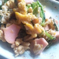 ユーロン's cooksnap of when they made 魚肉ソーセージとキャベツの卵とじ炒め.