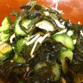 kisakiyun's cooksnap of when they made カニかま＆胡瓜とワカメの酢の物.