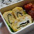 ＊runmama＊'s cooksnap of when they made お花見にお弁当に海苔を巻いた玉子焼き.