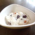 亜久里's cooksnap of when they made ドライフルーツin水切りヨーグルト.
