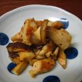 まろんかふぇ's cooksnap of when they made 簡単　せせりときのこの塩麹炒め.