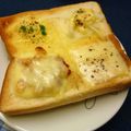 ミッキーアン's cooksnap of when they made 簡単✿玉ねぎとベーコンのチーマヨトースト.