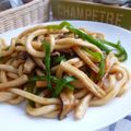 ｘｘyuzumikanｘｘ's cooksnap of when they made 焼肉のタレ de 焼きうどん.