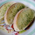 ななみぃ's cooksnap of when they made 簡単！ガーリックてきトースト.
