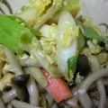 izumi133's cooksnap of when they made カニかまとブナシメジのふんわり卵炒め.