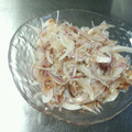 あきんこ1122's cooksnap of when they made 新玉ねぎとじゃこの鰹節和え.