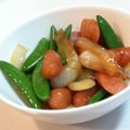 ＊葉っぱちゃん＊'s cooksnap of when they made ウインナーと絹さやのピリ辛炒め.
