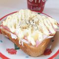 ななクレープ's cooksnap of when they made 簡単✿玉ねぎとベーコンのチーマヨトースト.