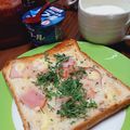 ひっこ's cooksnap of when they made パセリとベーコンマヨトースト♪.