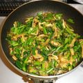 きりん00's cooksnap of when they made かぶの葉とじゃこ炒め.