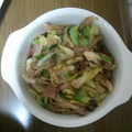 みつみつみつを's cooksnap of when they made あと一品に♪キャベツと舞茸の炒め物.