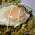 がるばんぞママ's cooksnap of when they made 半熟トロ～リ♡ひき肉とキャベツのソース丼.