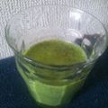 おやつたべる's cooksnap of when they made グリーンスムージー.