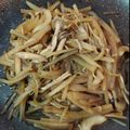 ケロかよ's cooksnap of when they made 栄養たっぷり★ヤーコンのきんぴら.
